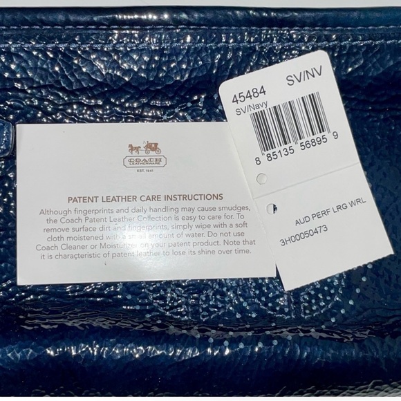 Coach Audrey Patent Leather Large Wristlet-NWT - Picture 7 of 8